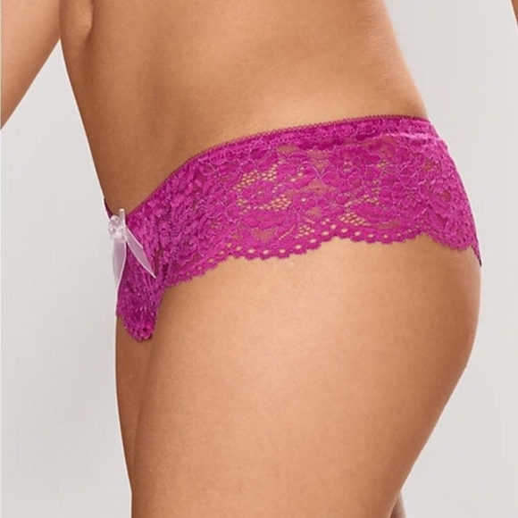 B. TEMPT'D Ciao Bella Cheeky Tanga Thong Panty - Picture 3 of 4